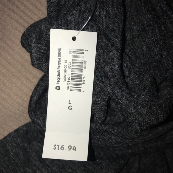 Old Navy Heathered Grey Turtleneck NWT - Picture 8 of 13
